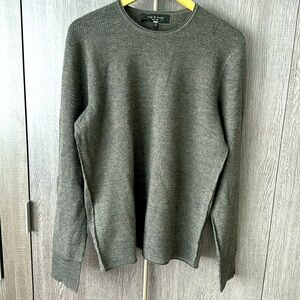 Rag & Bone Mens sweater, size M,  84% Merino Wool